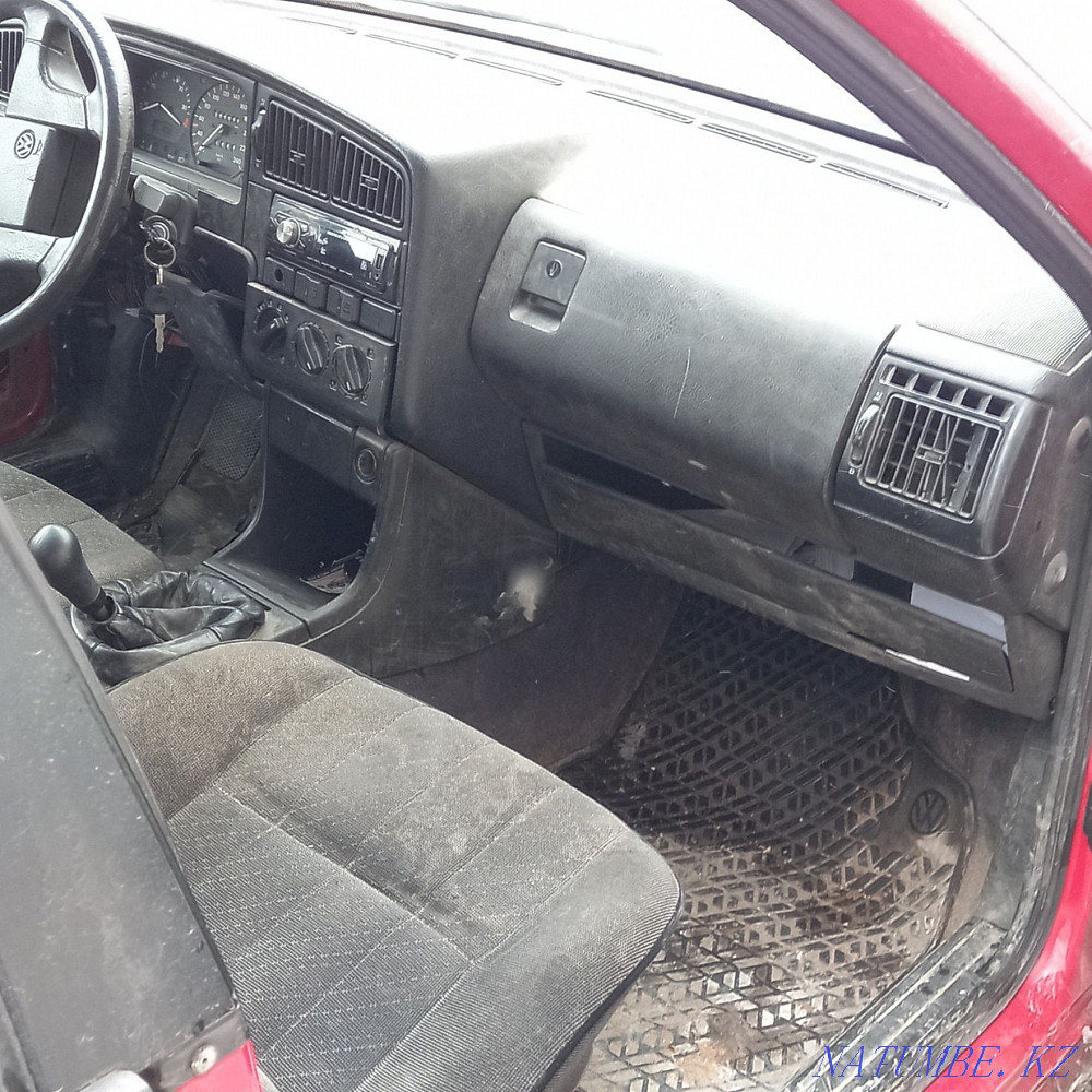 Volkswagen Passat B3 Universal Astana - photo 6