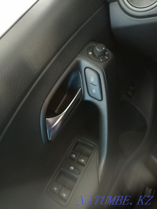 Volkswagen polo Astana - photo 6