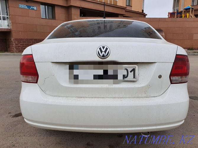 Volkswagen Polo 2013 года Астана - изображение 4