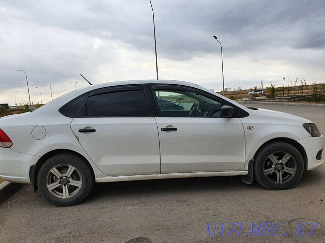 Volkswagen Polo 2013 года Астана - изображение 2