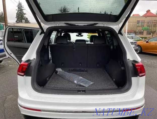 Volkswagen Tiguan 2.0T SEL Premium R-Line 2021  Астана - изображение 9