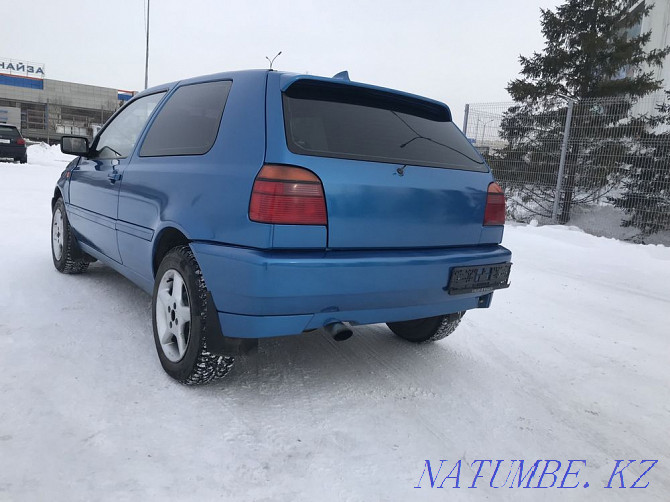 Volkswagen Golf 1993 Астана - изображение 5