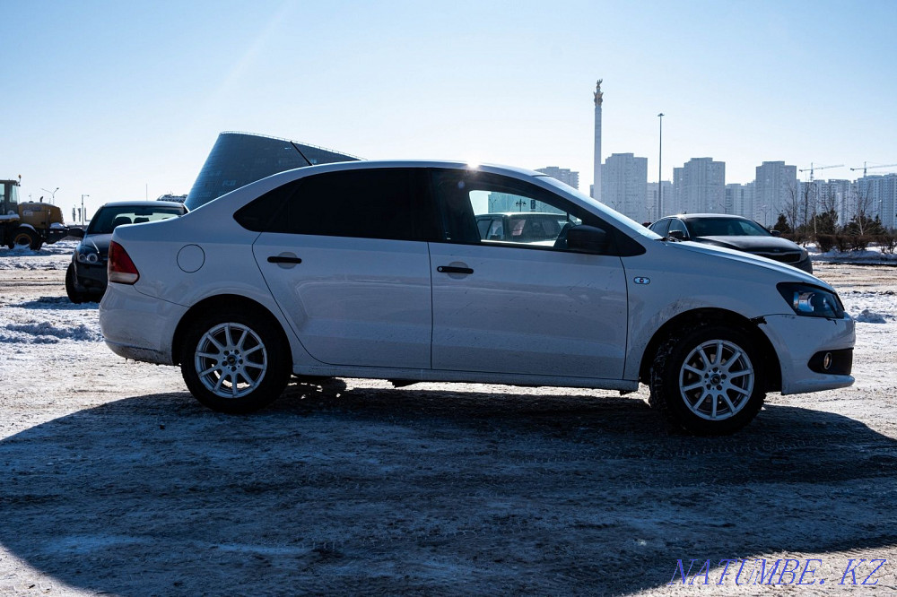 Өте жақсы жағдайда Волкваген поло сатылады.  Астана - изображение 3