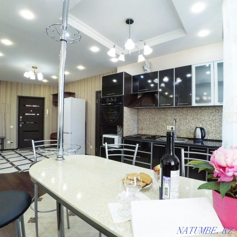 Двухкомнатная посуточно  Астана - изображение 5