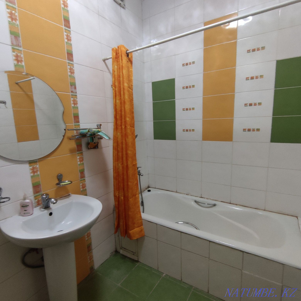 Екі бөлмелі пәтер күнделікті жалға беріледі   Алматы - изображение 7