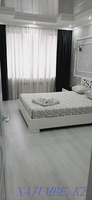Екі бөлмелі пәтер күнделікті жалға беріледі   Алматы - изображение 9