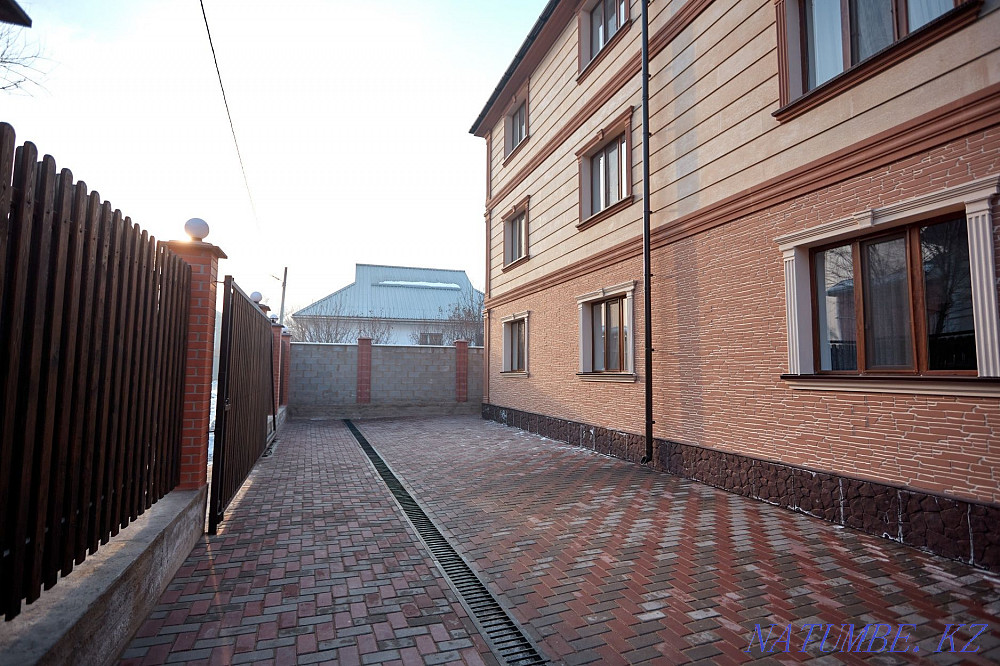 Two-room apartment for daily rent Almaty - photo 12