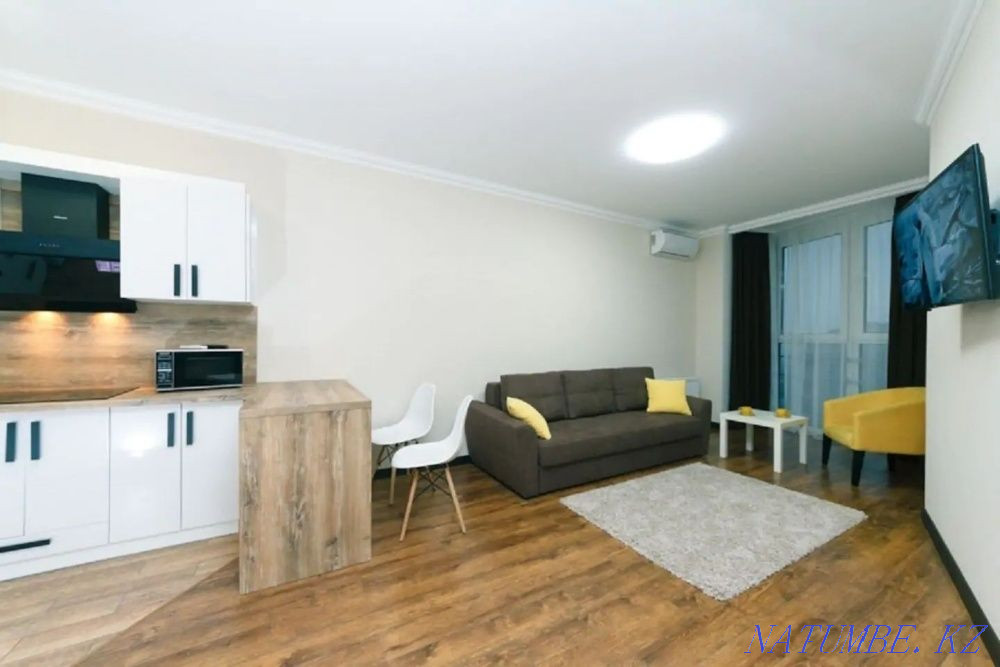 Двухкомнатная посуточно  Алматы - изображение 2