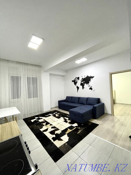 Двухкомнатная посуточно  Алматы - изображение 1