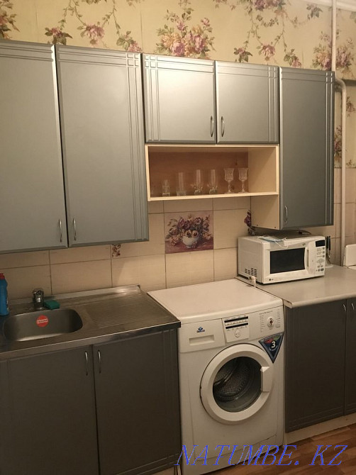 Екі бөлмелі пәтер күнделікті жалға беріледі   Алматы - изображение 6