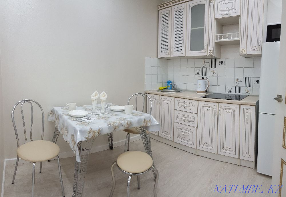 Екі бөлмелі пәтер күнделікті жалға беріледі   Алматы - изображение 10