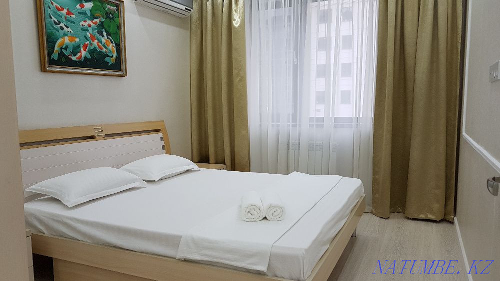 Екі бөлмелі пәтер күнделікті жалға беріледі   Алматы - изображение 2