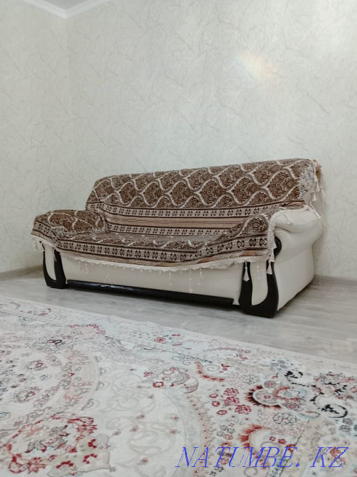 Екі бөлмелі пәтер күнделікті жалға беріледі   Алматы - изображение 4