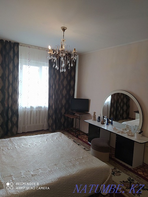 Екі бөлмелі пәтер күнделікті жалға беріледі   Алматы - изображение 1