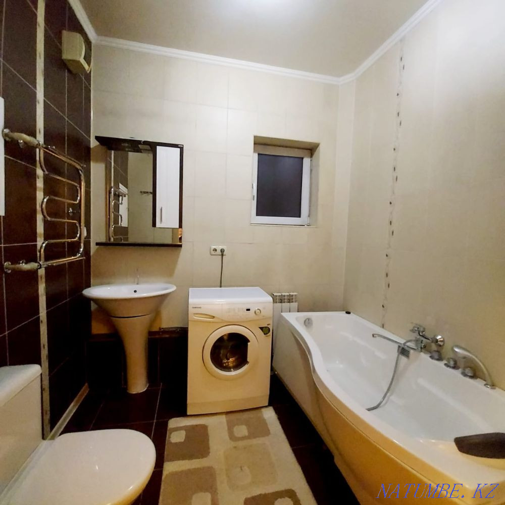 Екі бөлмелі пәтер күнделікті жалға беріледі   Алматы - изображение 5