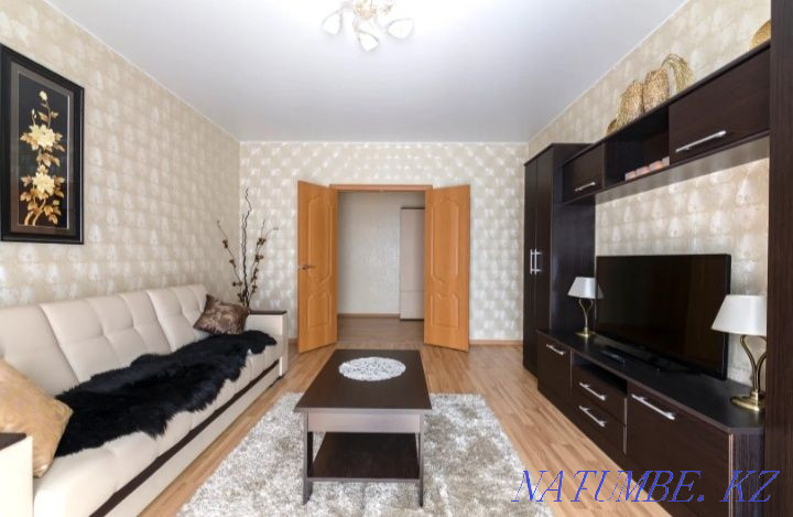 Екі бөлмелі пәтер күнделікті жалға беріледі   Алматы - изображение 3