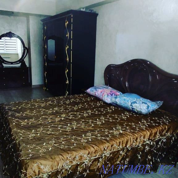 Екі бөлмелі пәтер күнделікті жалға беріледі   Алматы - изображение 6