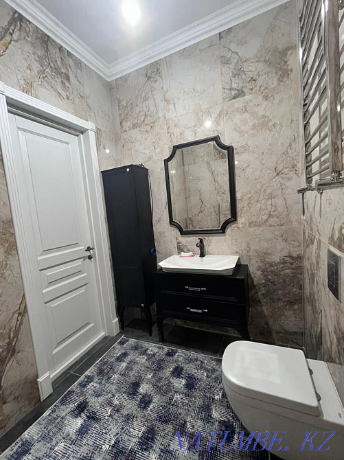 Екі бөлмелі пәтер күнделікті жалға беріледі   Алматы - изображение 4