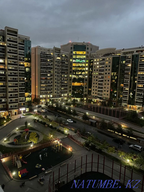 Екі бөлмелі пәтер күнделікті жалға беріледі   Алматы - изображение 1