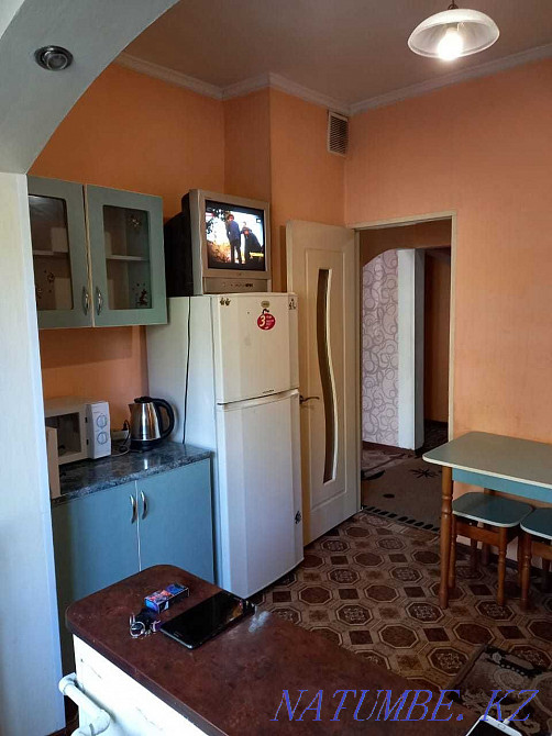 Екі бөлмелі пәтер күнделікті жалға беріледі   Алматы - изображение 1