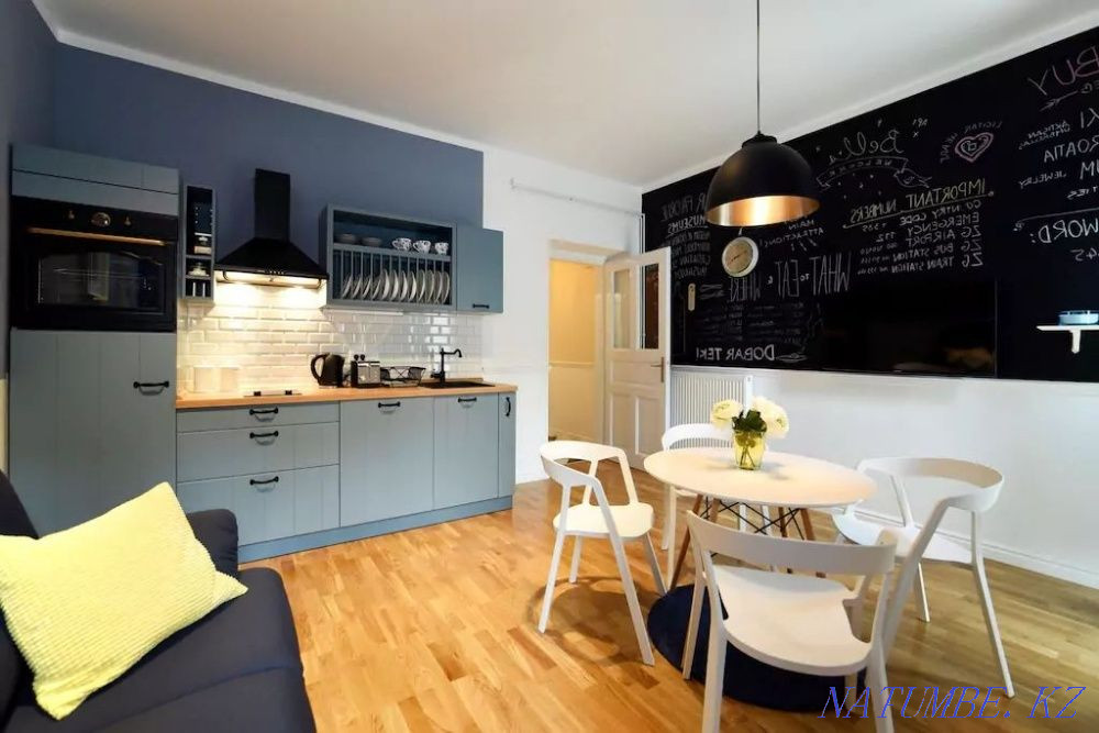 Двухкомнатная посуточно  Алматы - изображение 9