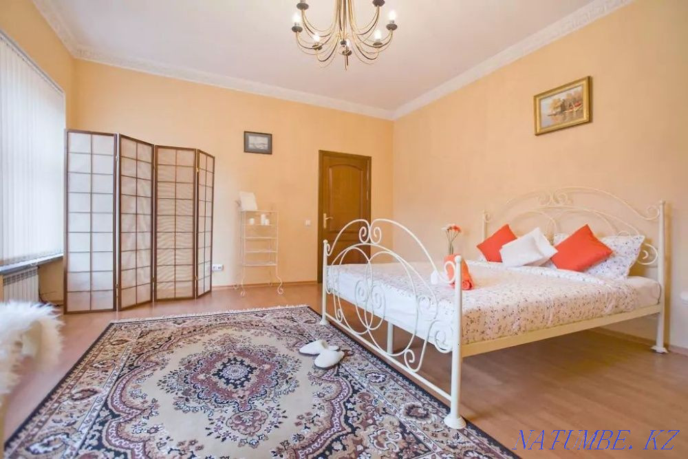 Екі бөлмелі пәтер күнделікті жалға беріледі   Алматы - изображение 3