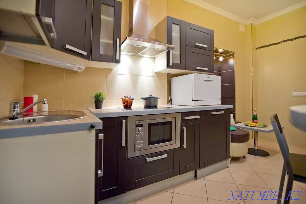 Екі бөлмелі пәтер күнделікті жалға беріледі   Алматы - изображение 10