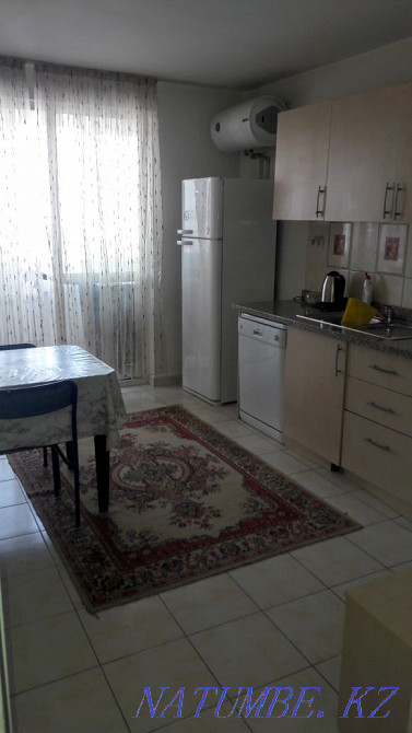 Екі бөлмелі пәтер күнделікті жалға беріледі   Алматы - изображение 6