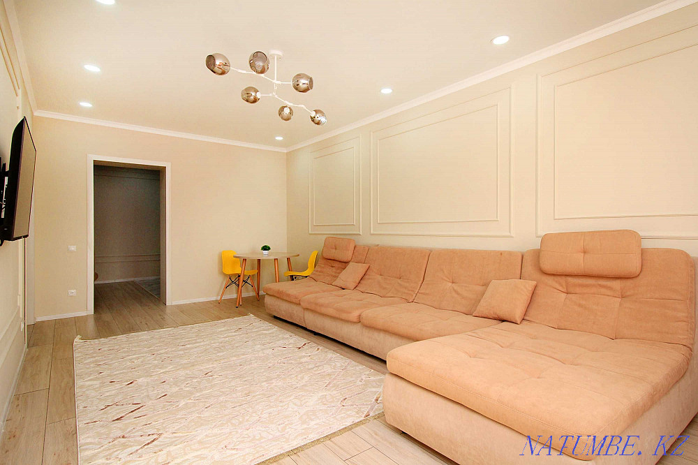 Двухкомнатная посуточно  Алматы - изображение 3