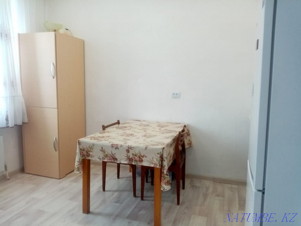 1-комнатная квартира Алматы - изображение 5