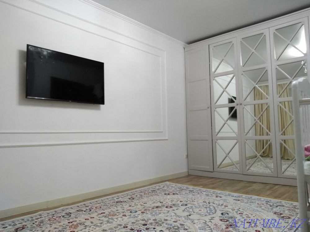 1-room apartment Almaty - photo 2