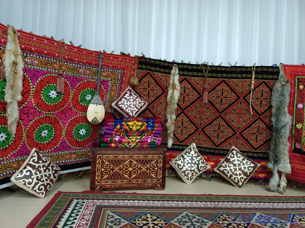 ?aza? ?th w?not jarty ?th half of the yurt Almaty - photo 1