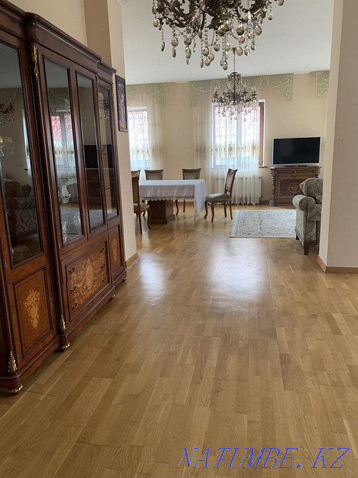 Сдаётся коттедж в престижном районе Алматы - изображение 11