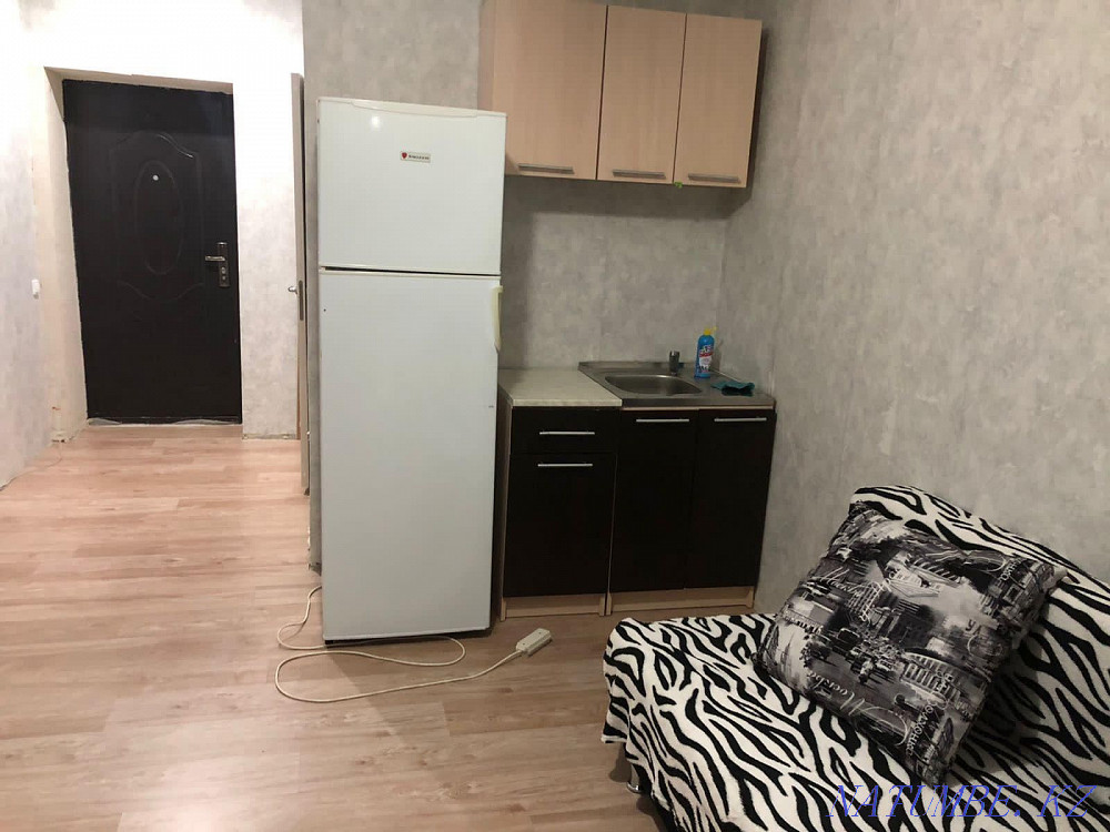 Жақсы жөндеуден өткен үйді жалға алыңыз  Алматы - изображение 3