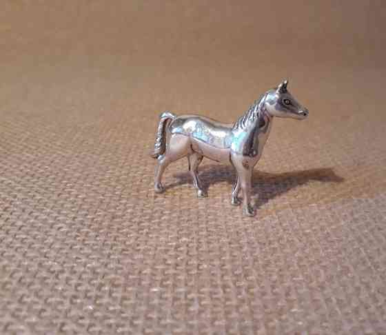 Скульптура-сувенир "Лошадь". Серебро. Almaty