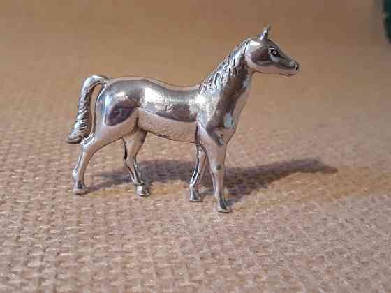 Скульптура-сувенир "Лошадь". Серебро. Алматы