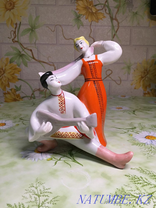 Статуэтка.,,Плясуны’’. Алматы - изображение 1
