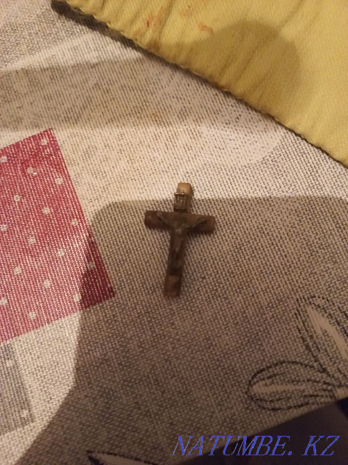 Крестик деревянный антиквар Алматы - изображение 3