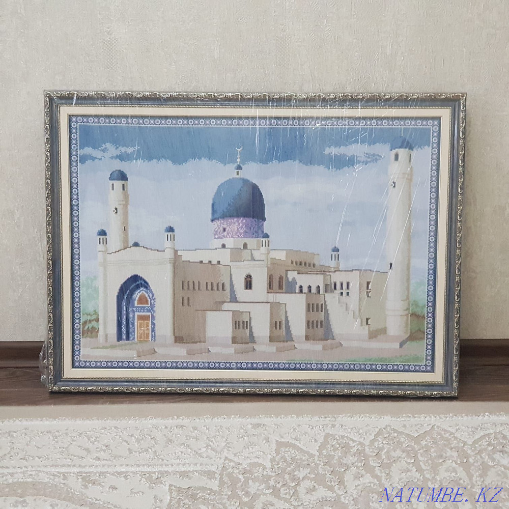 Вышитая в ручную картина "мечети Имангали в Атырау" Алматы - изображение 1