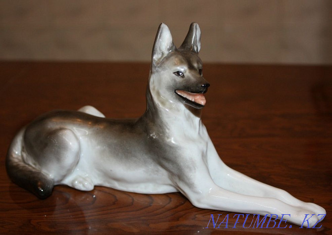 Porcelain figurine of a dog Almaty - photo 1