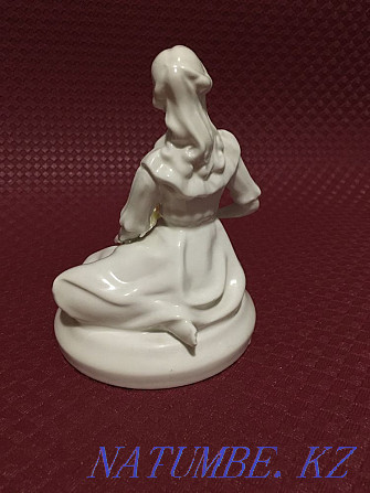 porcelain figurine Almaty - photo 3