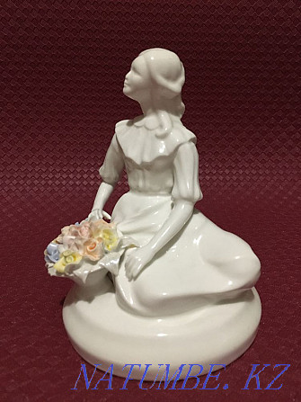 porcelain figurine Almaty - photo 1