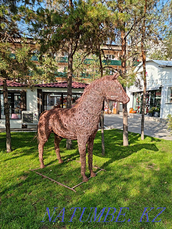 Horse sculpture. Almaty - photo 3