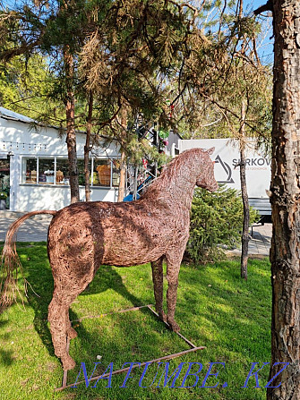 Horse sculpture. Almaty - photo 2