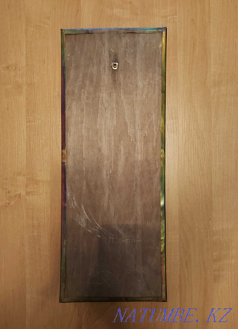 Чеканка «Девушка с яблоком» Алматы - изображение 2