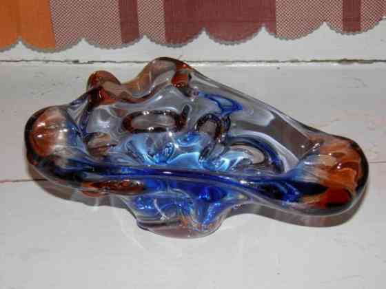 Пепельница из цветного чешского стекла ( Богемия ) 2 штуки антиквариат Алматы
