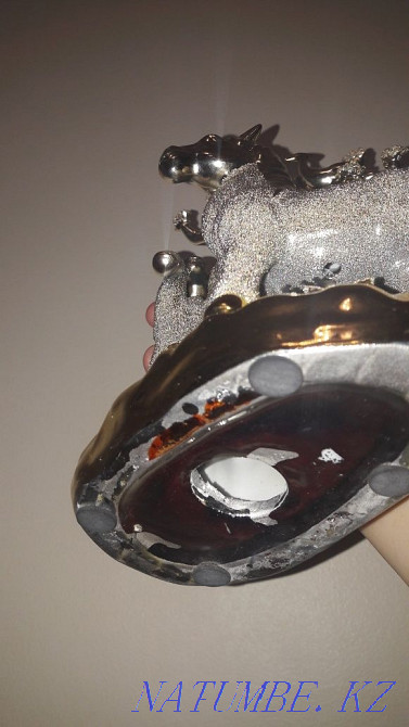 Статуэтка Двух Коней Золотистым Окраской Алматы - изображение 6