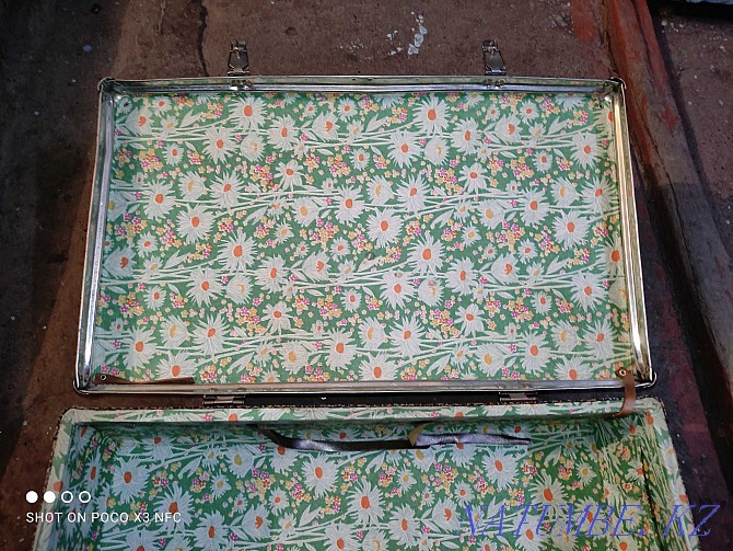 Soviet suitcase, Moscow metro station Almaty - photo 6