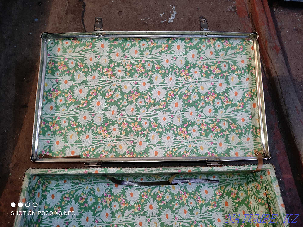 Soviet suitcase, Moscow metro station Almaty - photo 6