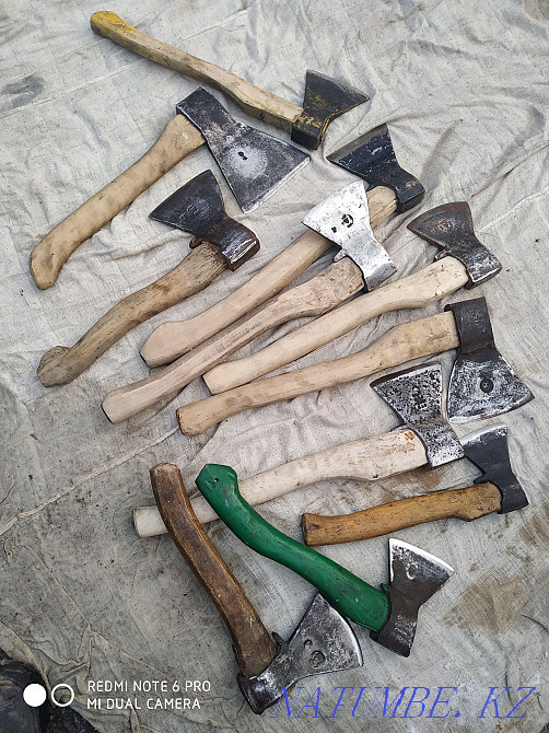 Axes soviet union Almaty - photo 2